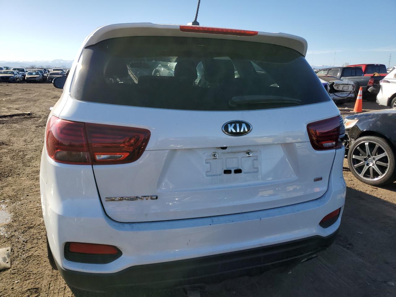 Photo 5 VIN: 5XYPGDA34KG569988 - KIA SORENTO 