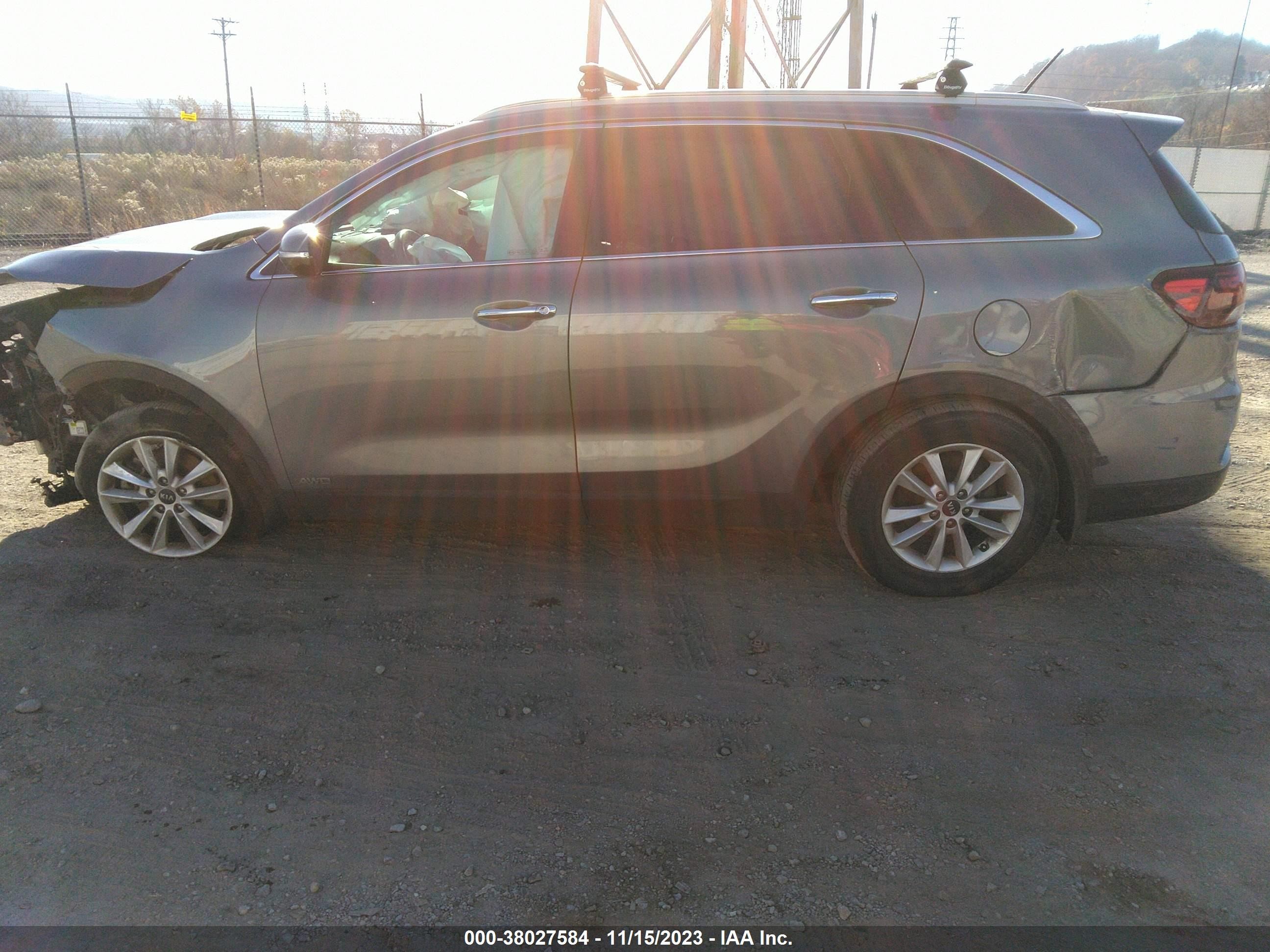 Photo 13 VIN: 5XYPGDA34LG641290 - KIA SORENTO 