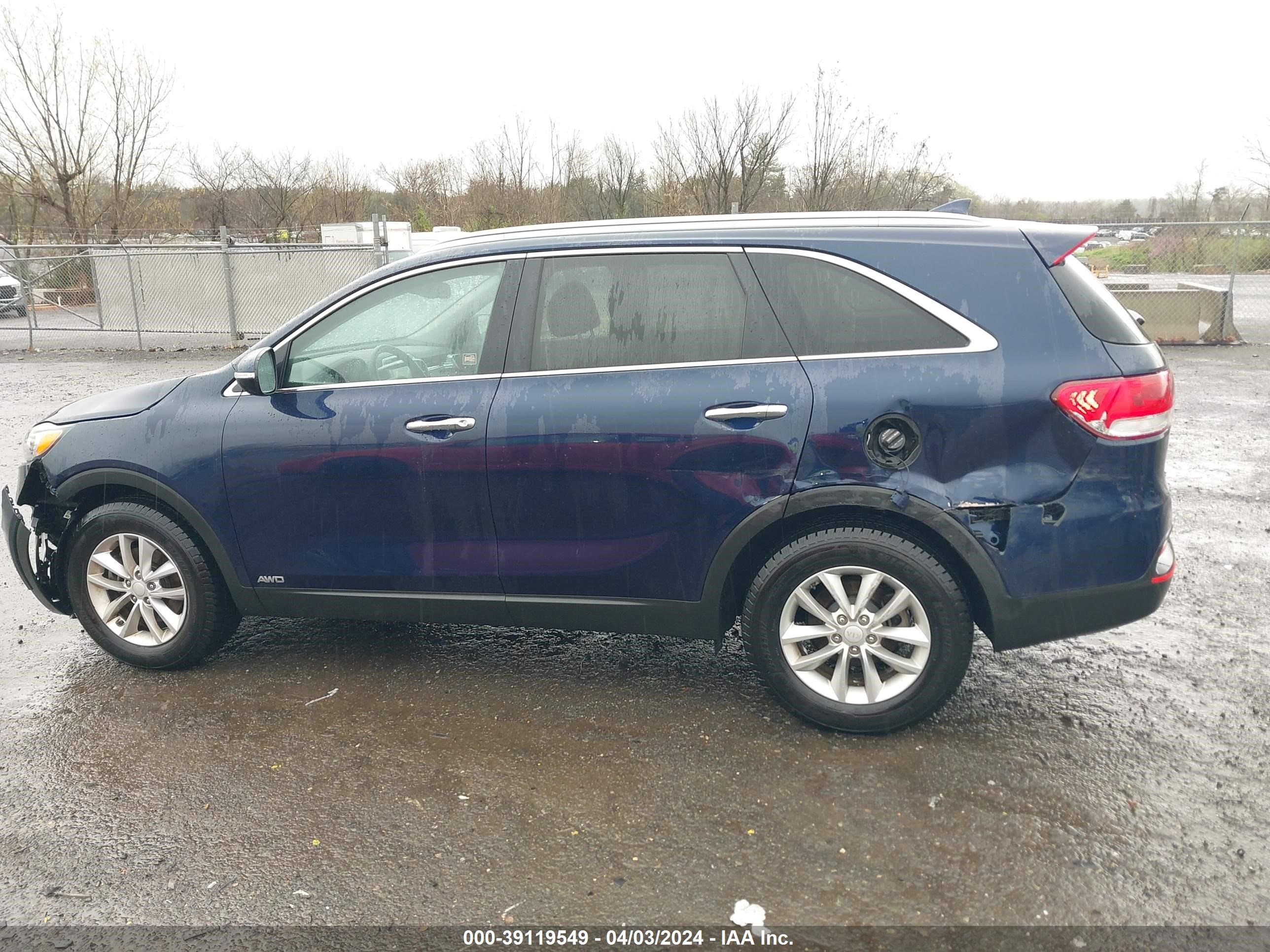 Photo 13 VIN: 5XYPGDA35JG370429 - KIA SORENTO 