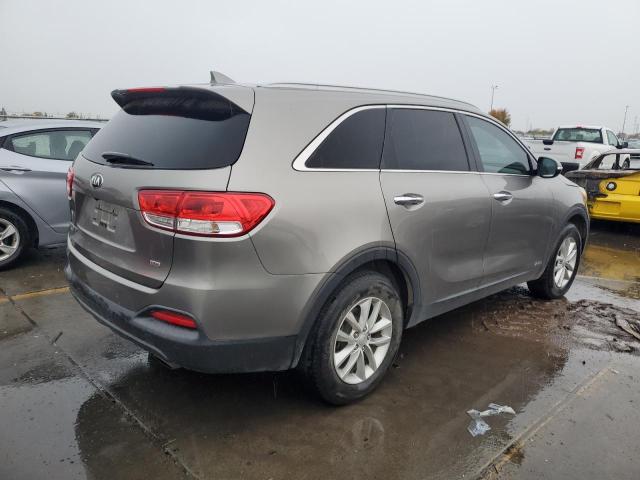 Photo 2 VIN: 5XYPGDA36GG059956 - KIA SORENTO LX 