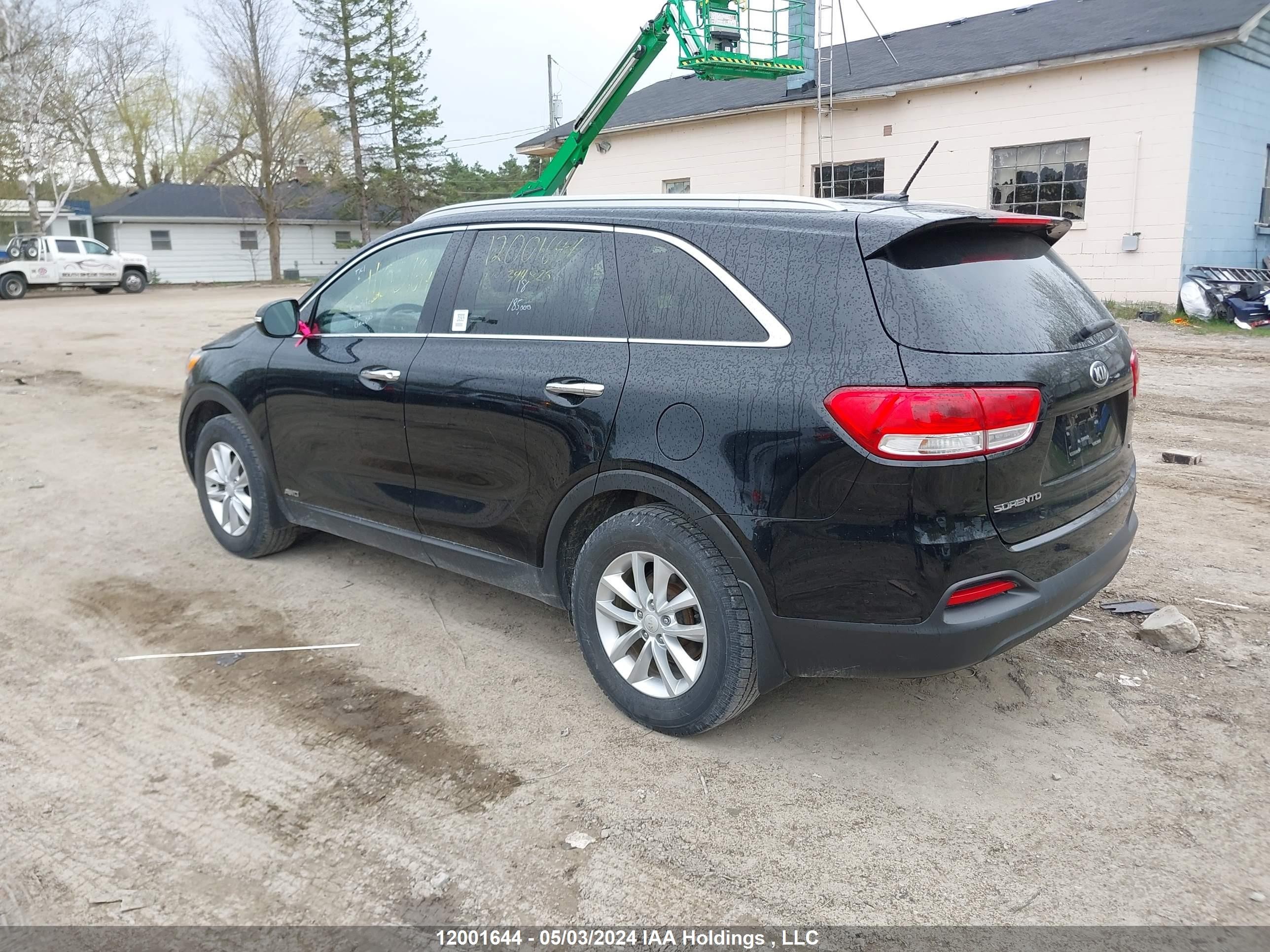 Photo 2 VIN: 5XYPGDA36JG344826 - KIA SORENTO 