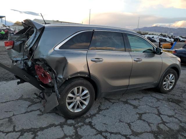 Photo 2 VIN: 5XYPGDA37GG148726 - KIA SORENTO LX 