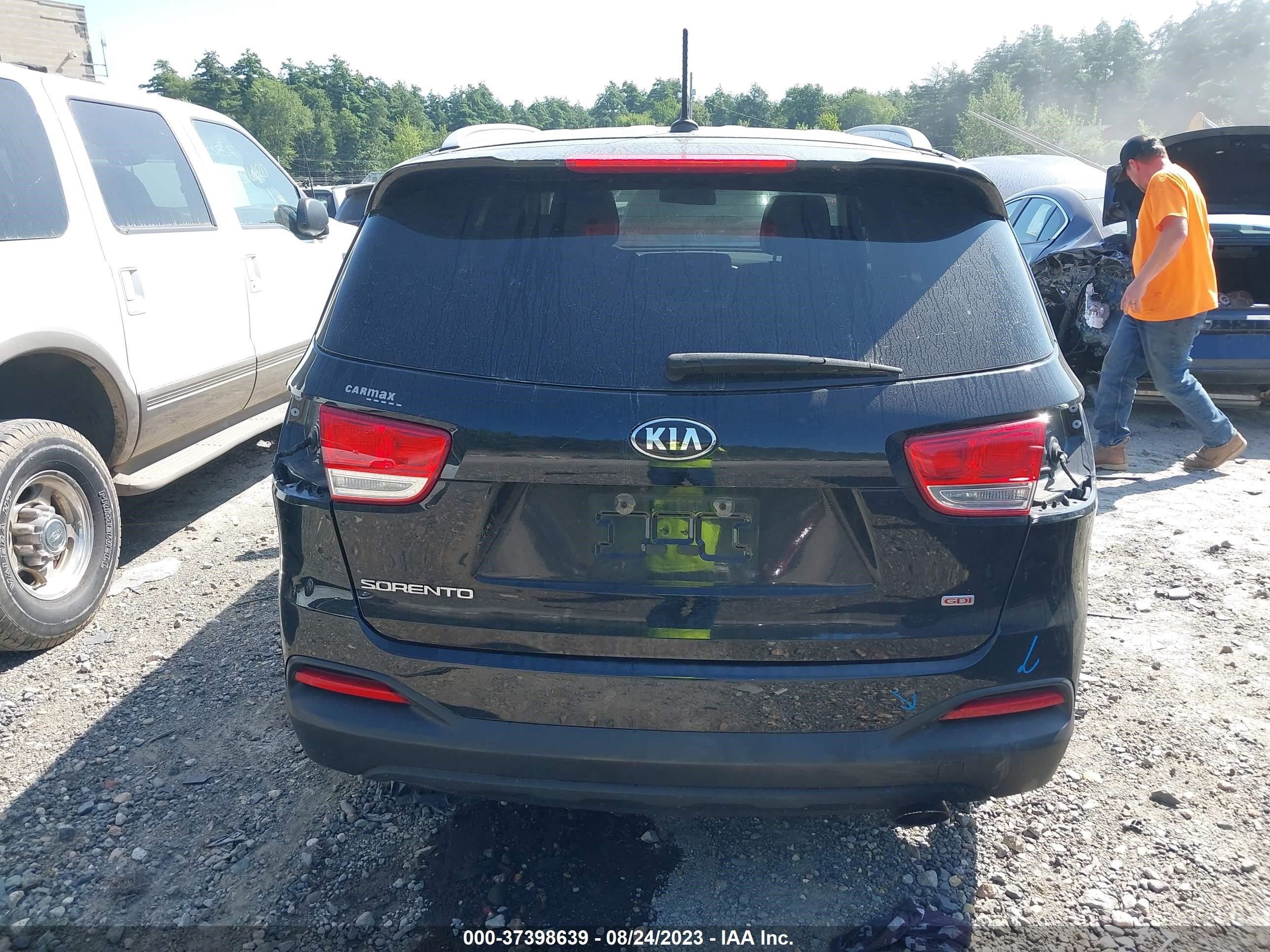 Photo 15 VIN: 5XYPGDA37GG159094 - KIA SORENTO 