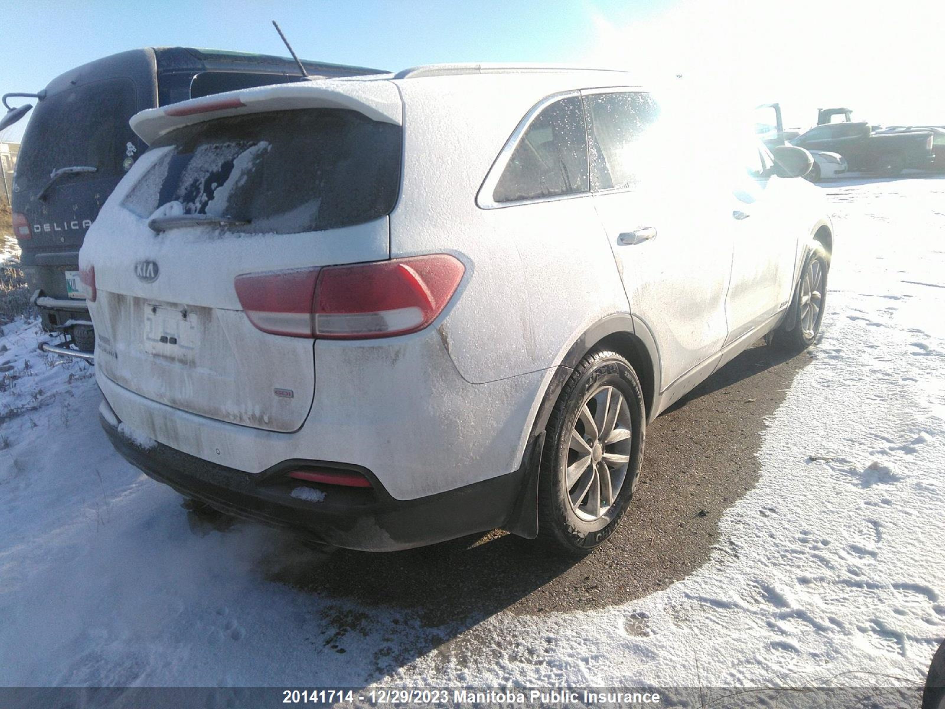 Photo 3 VIN: 5XYPGDA37HG224785 - KIA SORENTO 