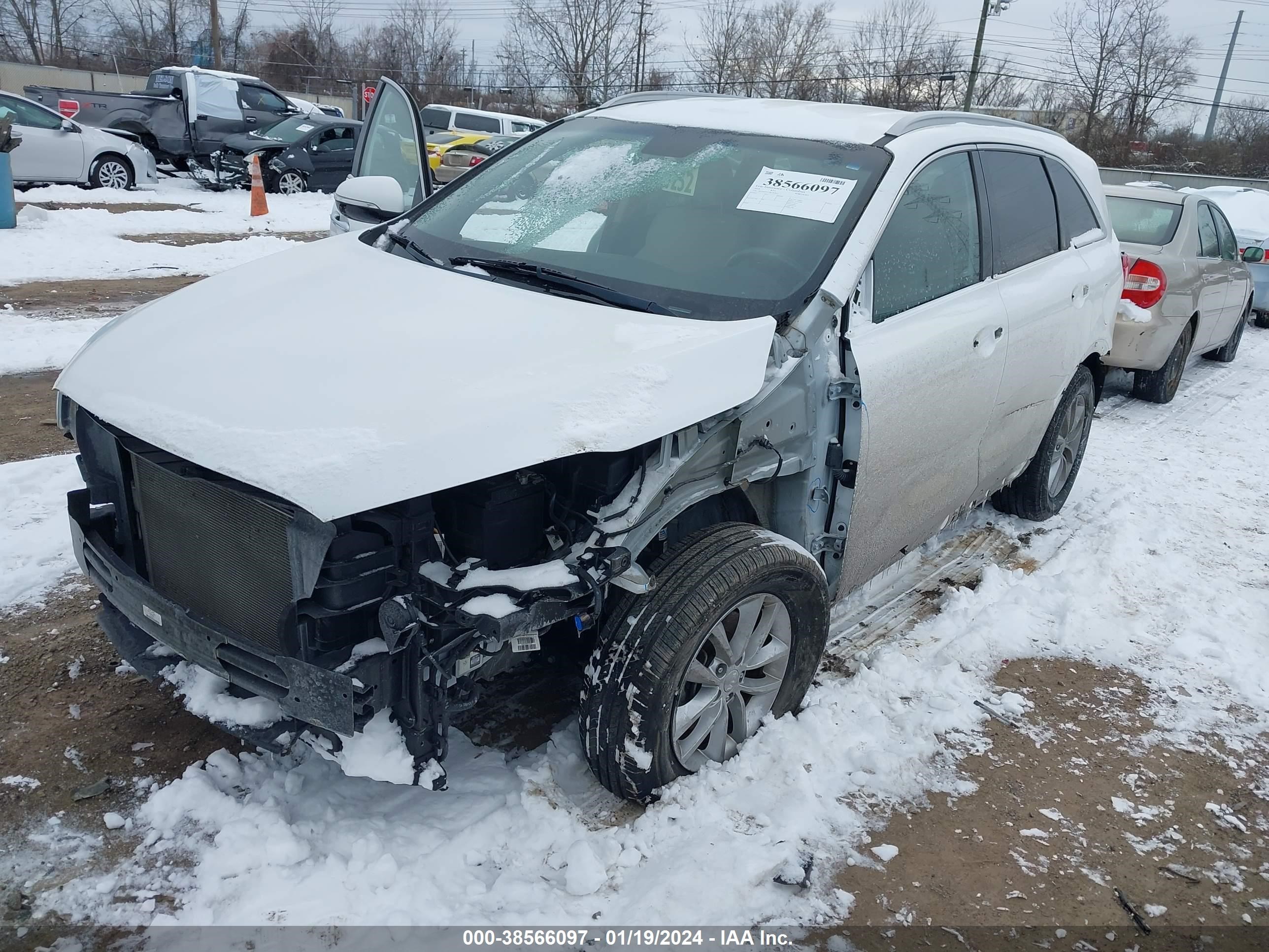 Photo 1 VIN: 5XYPGDA37JG382842 - KIA SORENTO 