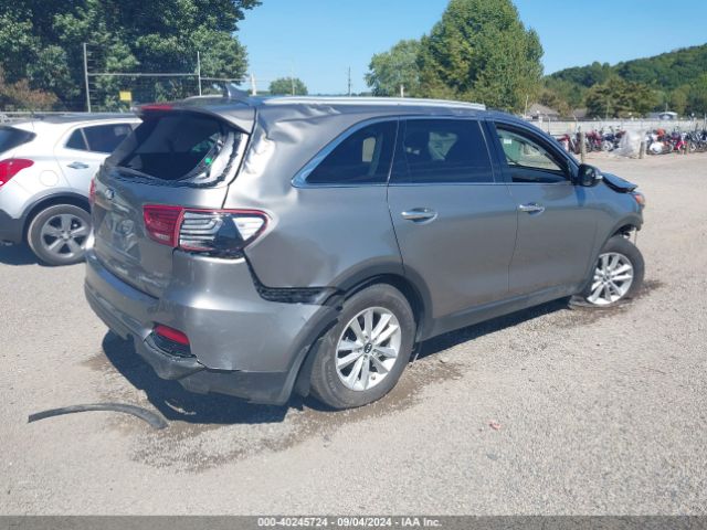 Photo 3 VIN: 5XYPGDA38KG437249 - KIA SORENTO 