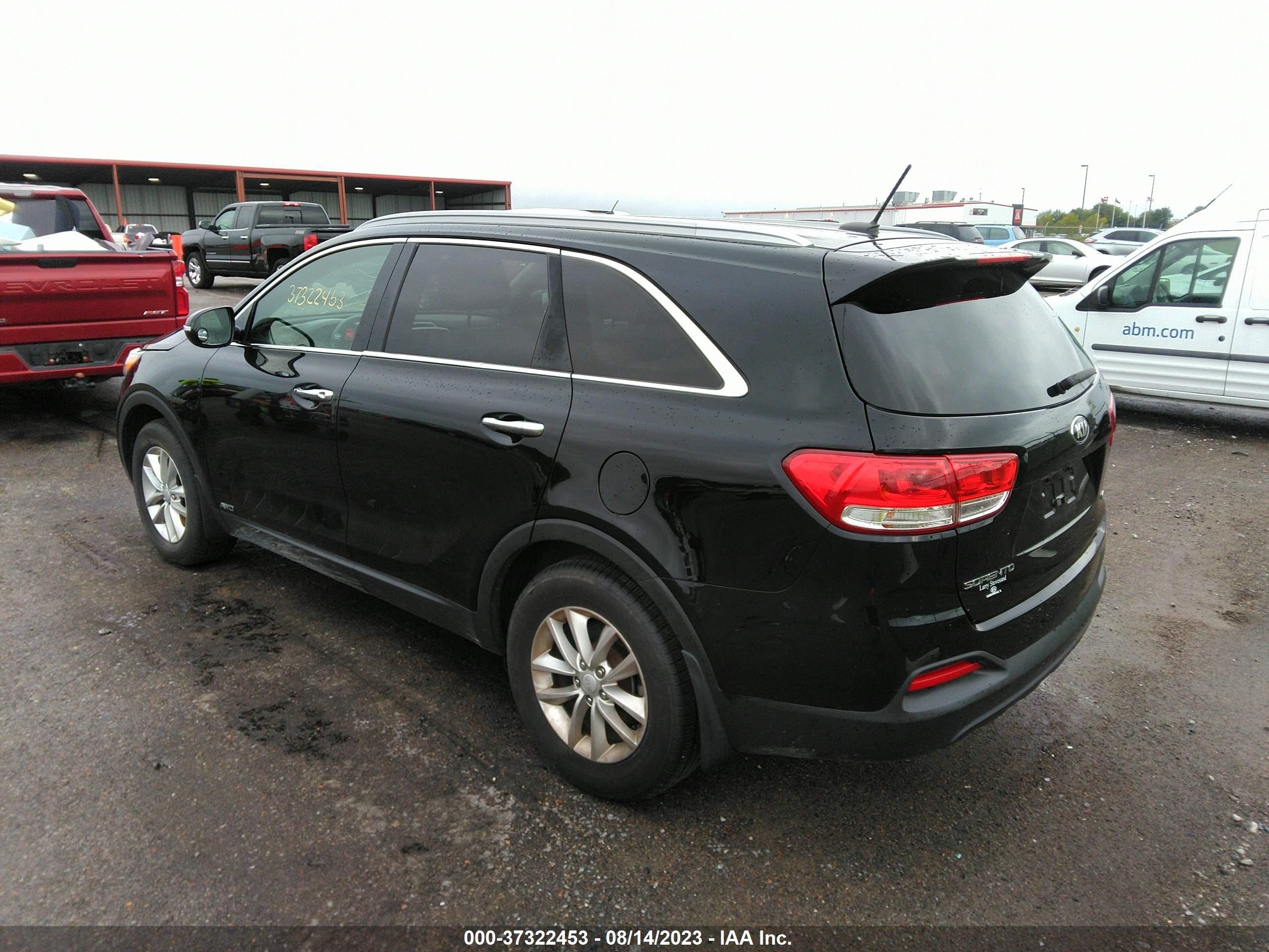 Photo 2 VIN: 5XYPGDA39GG109605 - KIA SORENTO 