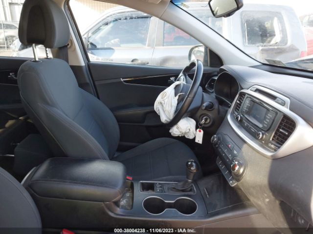 Photo 4 VIN: 5XYPGDA39GG172185 - KIA SORENTO 