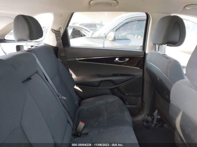 Photo 7 VIN: 5XYPGDA39GG172185 - KIA SORENTO 