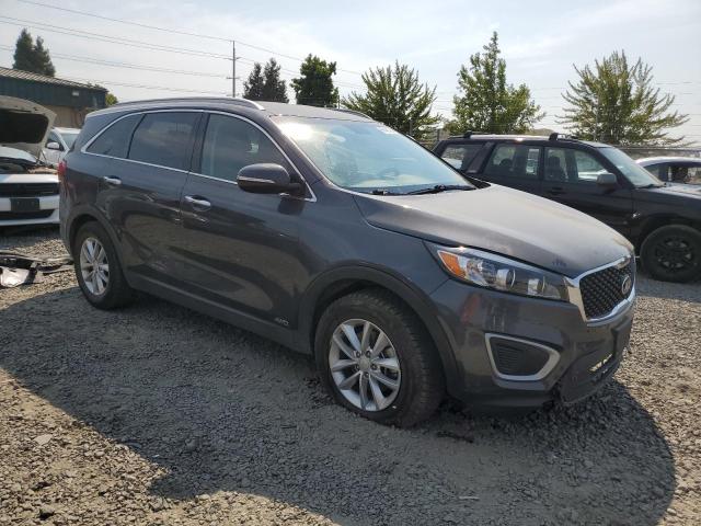 Photo 3 VIN: 5XYPGDA39JG388819 - KIA SORENTO LX 