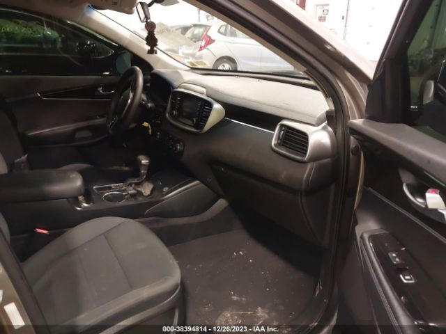 Photo 4 VIN: 5XYPGDA39KG552569 - KIA SORENTO 