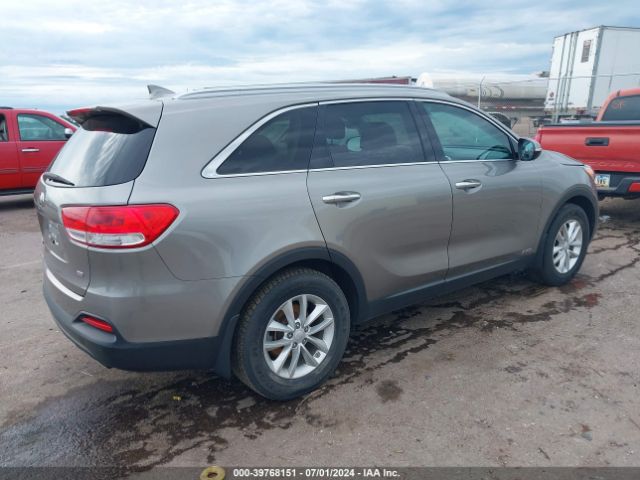 Photo 3 VIN: 5XYPGDA3XHG232105 - KIA SORENTO 