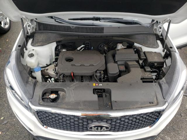Photo 6 VIN: 5XYPGDA3XHG327117 - KIA SORENTO LX 