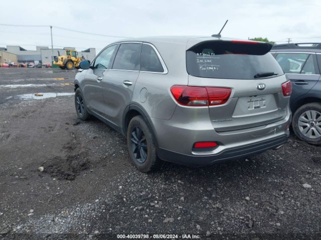 Photo 2 VIN: 5XYPGDA50KG441913 - KIA SORENTO 