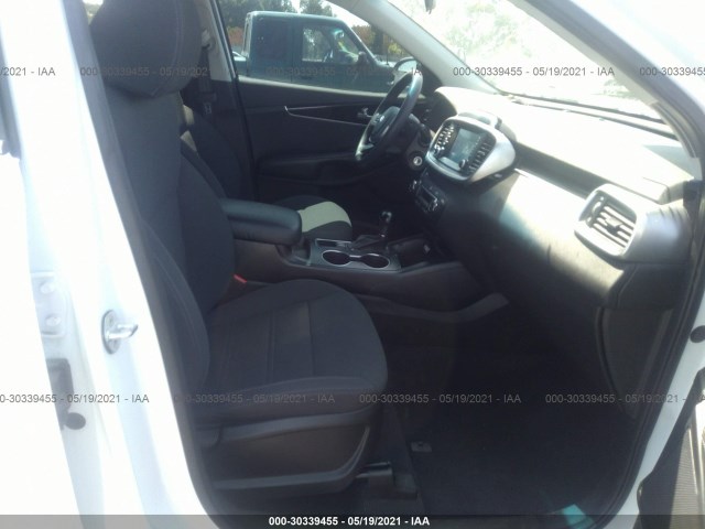 Photo 4 VIN: 5XYPGDA51KG469378 - KIA SORENTO 