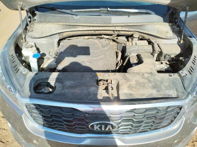 Photo 10 VIN: 5XYPGDA52KG458115 - KIA SORENTO LX 