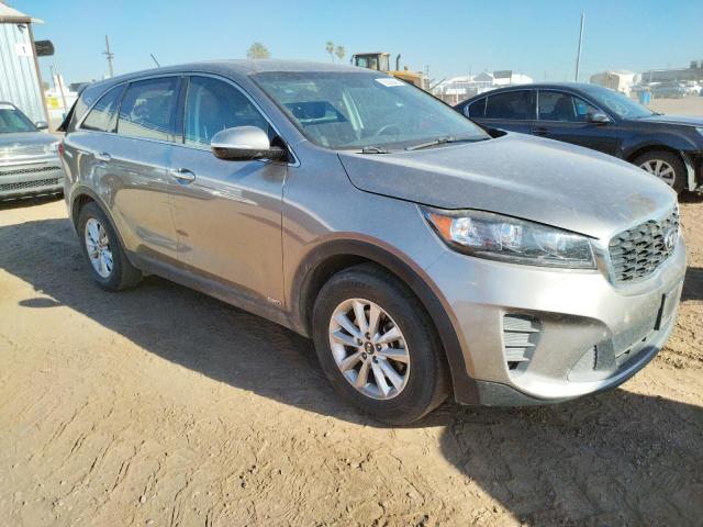 Photo 3 VIN: 5XYPGDA52KG458115 - KIA SORENTO LX 