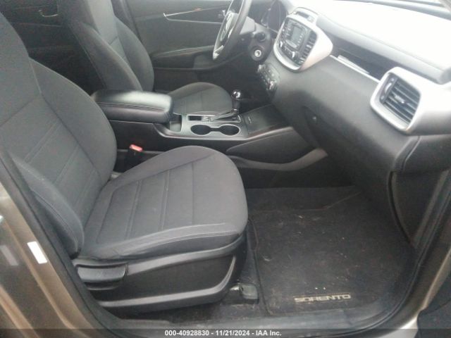 Photo 4 VIN: 5XYPGDA54GG134123 - KIA SORENTO 