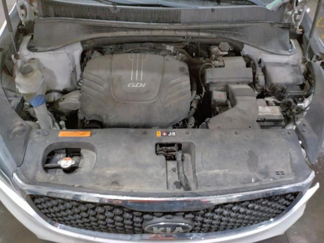 Photo 11 VIN: 5XYPGDA54GG139077 - KIA SORENTO LX 