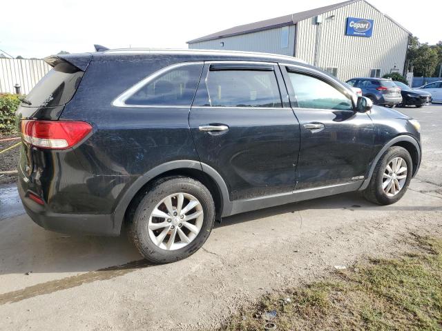 Photo 2 VIN: 5XYPGDA55HG322683 - KIA SORENTO LX 