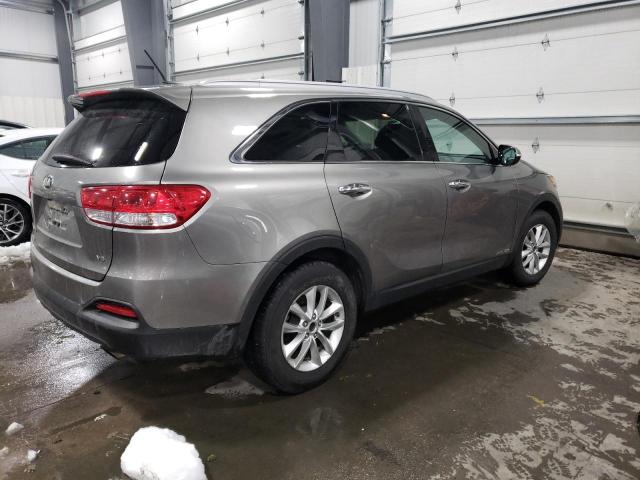 Photo 2 VIN: 5XYPGDA56HG218364 - KIA SORENTO LX 