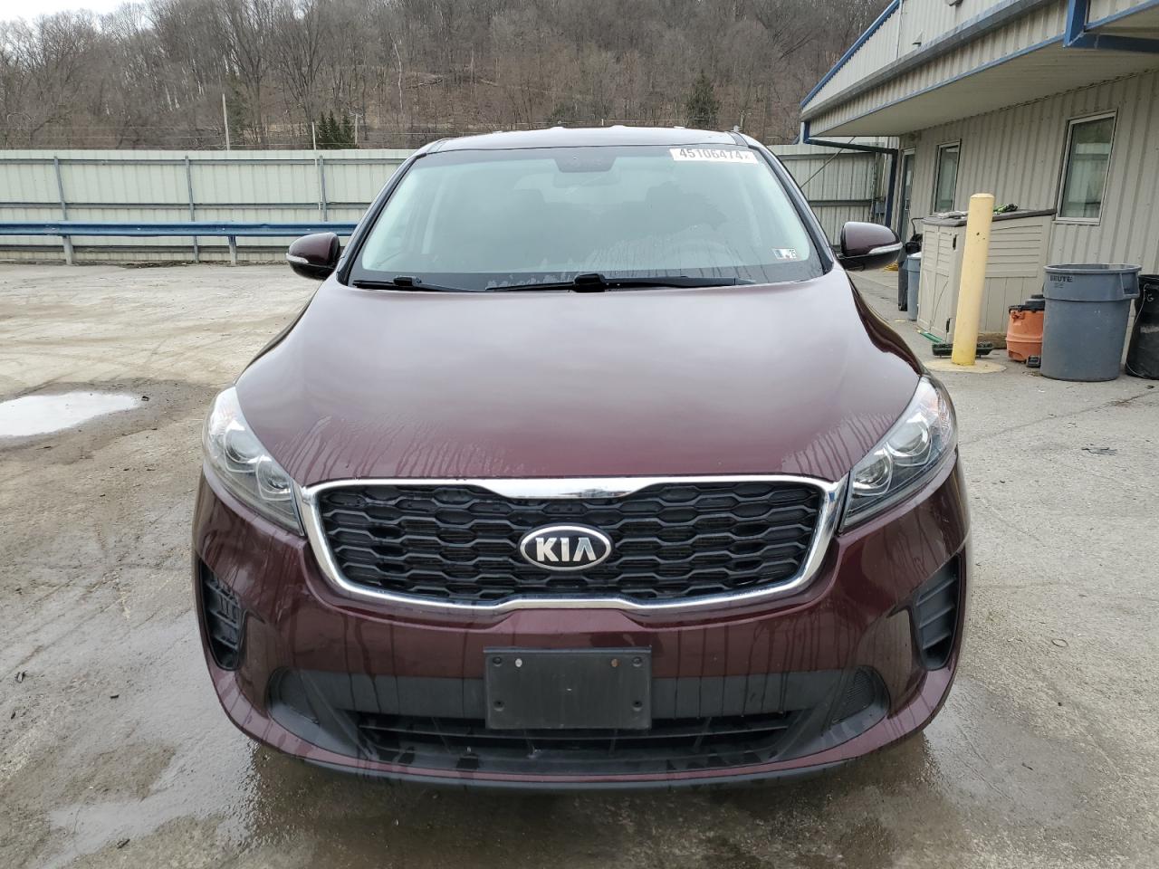 Photo 4 VIN: 5XYPGDA57KG572028 - KIA SORENTO 