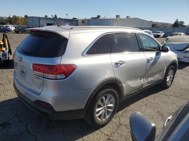 Photo 2 VIN: 5XYPGDA58HG312553 - KIA SORENTO LX 