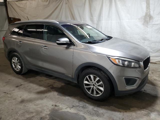 Photo 3 VIN: 5XYPGDA58JG374217 - KIA SORENTO LX 