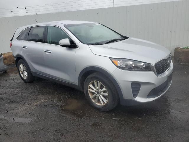 Photo 3 VIN: 5XYPGDA58KG484119 - KIA SORENTO LX 