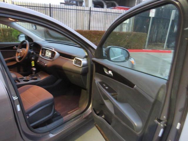 Photo 4 VIN: 5XYPGDA58LG620623 - KIA SORENTO S 