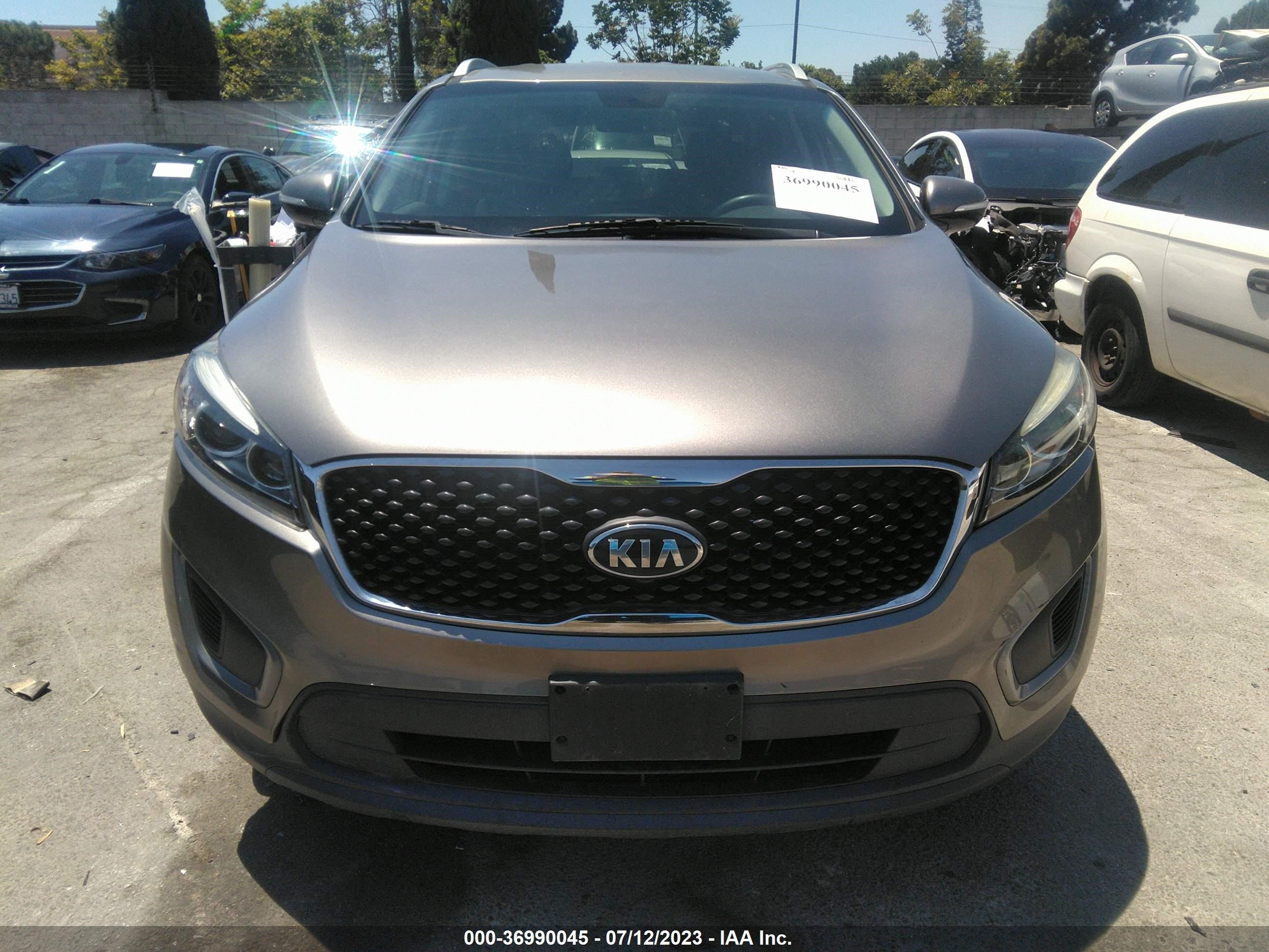 Photo 10 VIN: 5XYPGDA59GG035166 - KIA SORENTO 