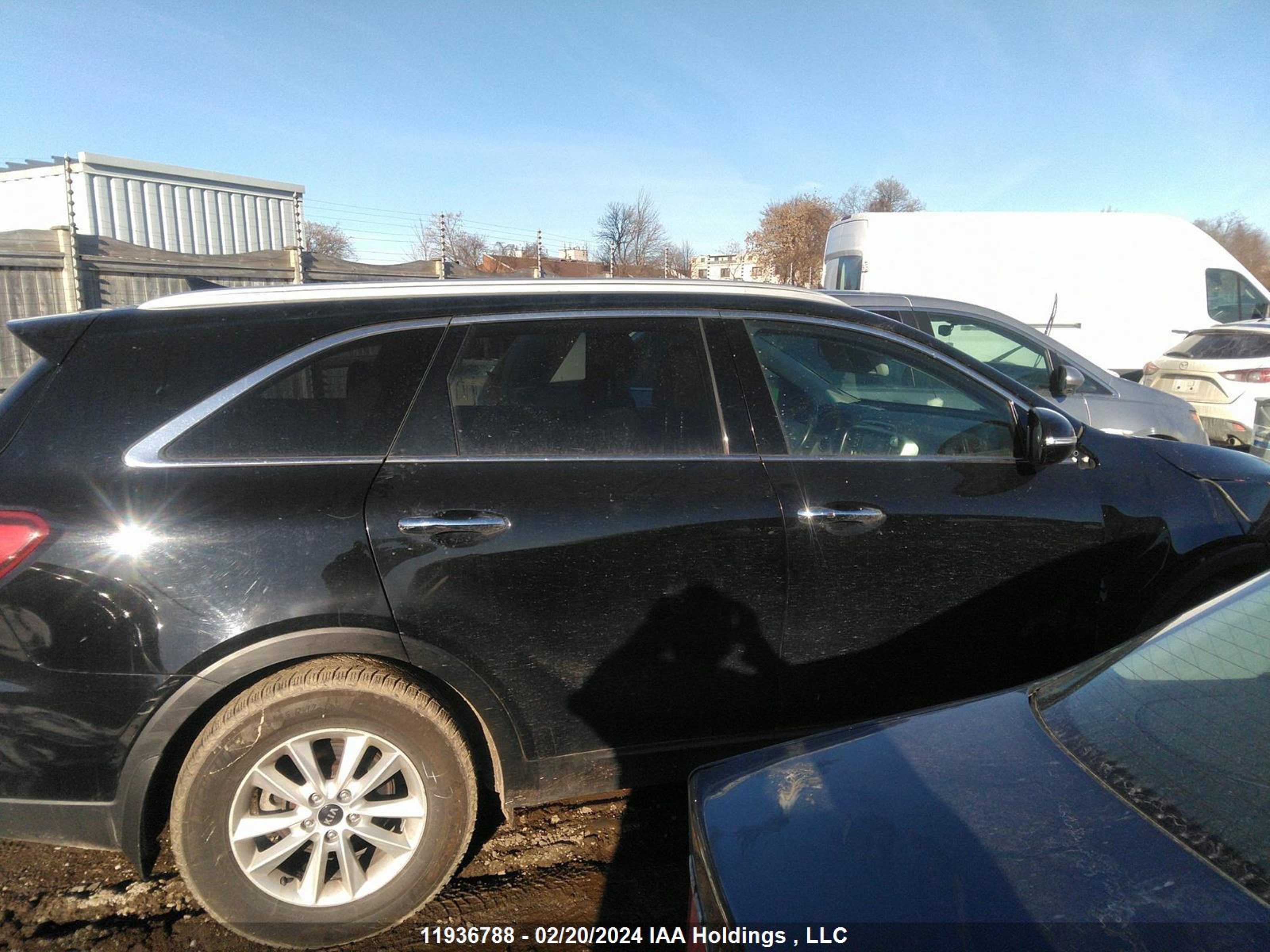 Photo 13 VIN: 5XYPGDA59KG458905 - KIA SORENTO 