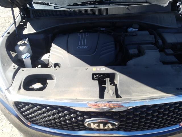 Photo 6 VIN: 5XYPGDA5XHG334103 - KIA SORENTO LX 