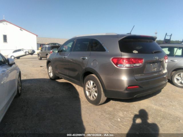 Photo 2 VIN: 5XYPGDA5XJG374199 - KIA SORENTO 