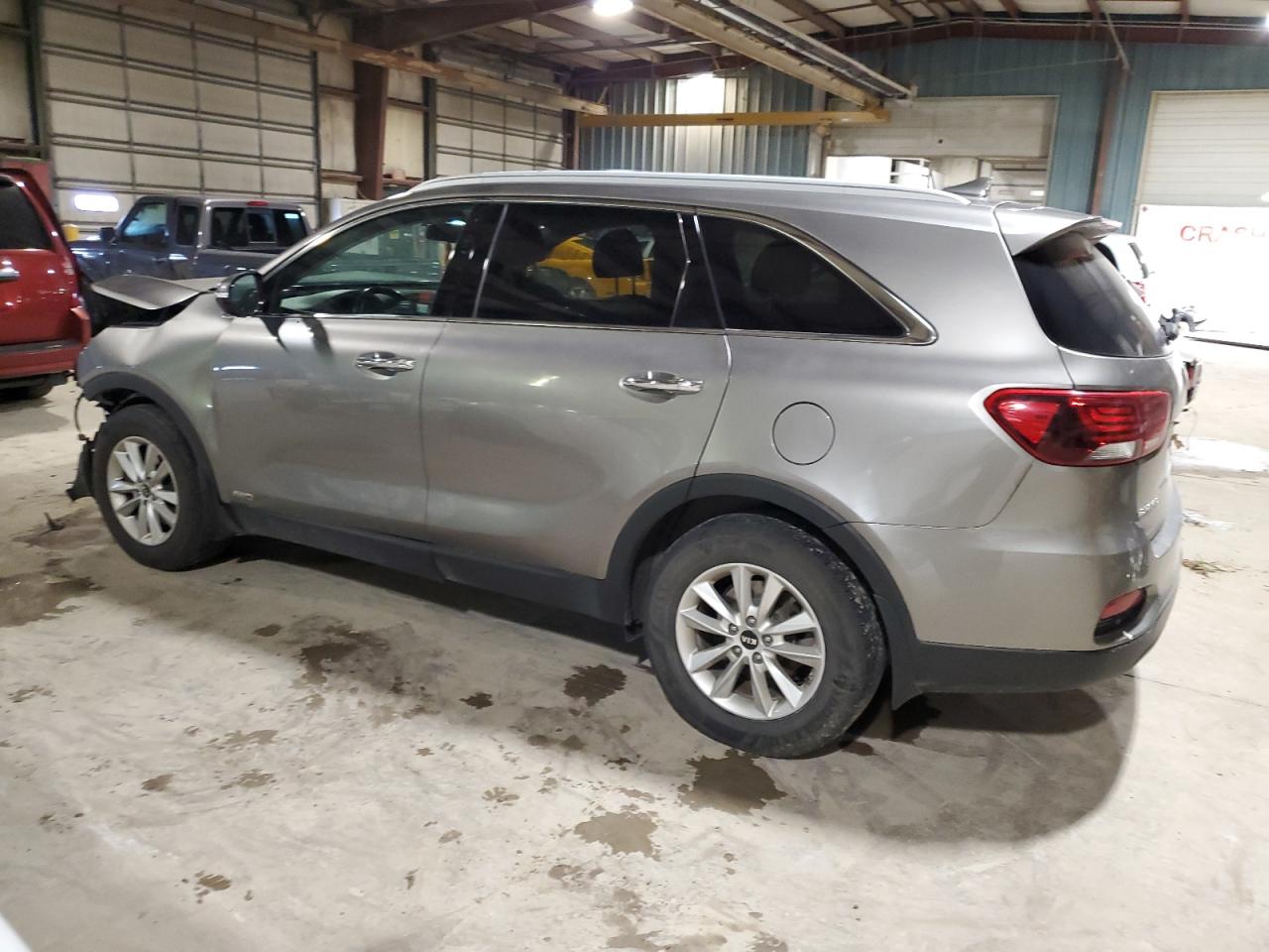 Photo 1 VIN: 5XYPGDA5XKG476880 - KIA SORENTO 