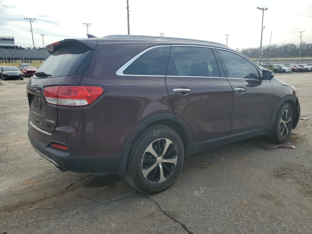 Photo 2 VIN: 5XYPH4A18HG278155 - KIA SORENTO 