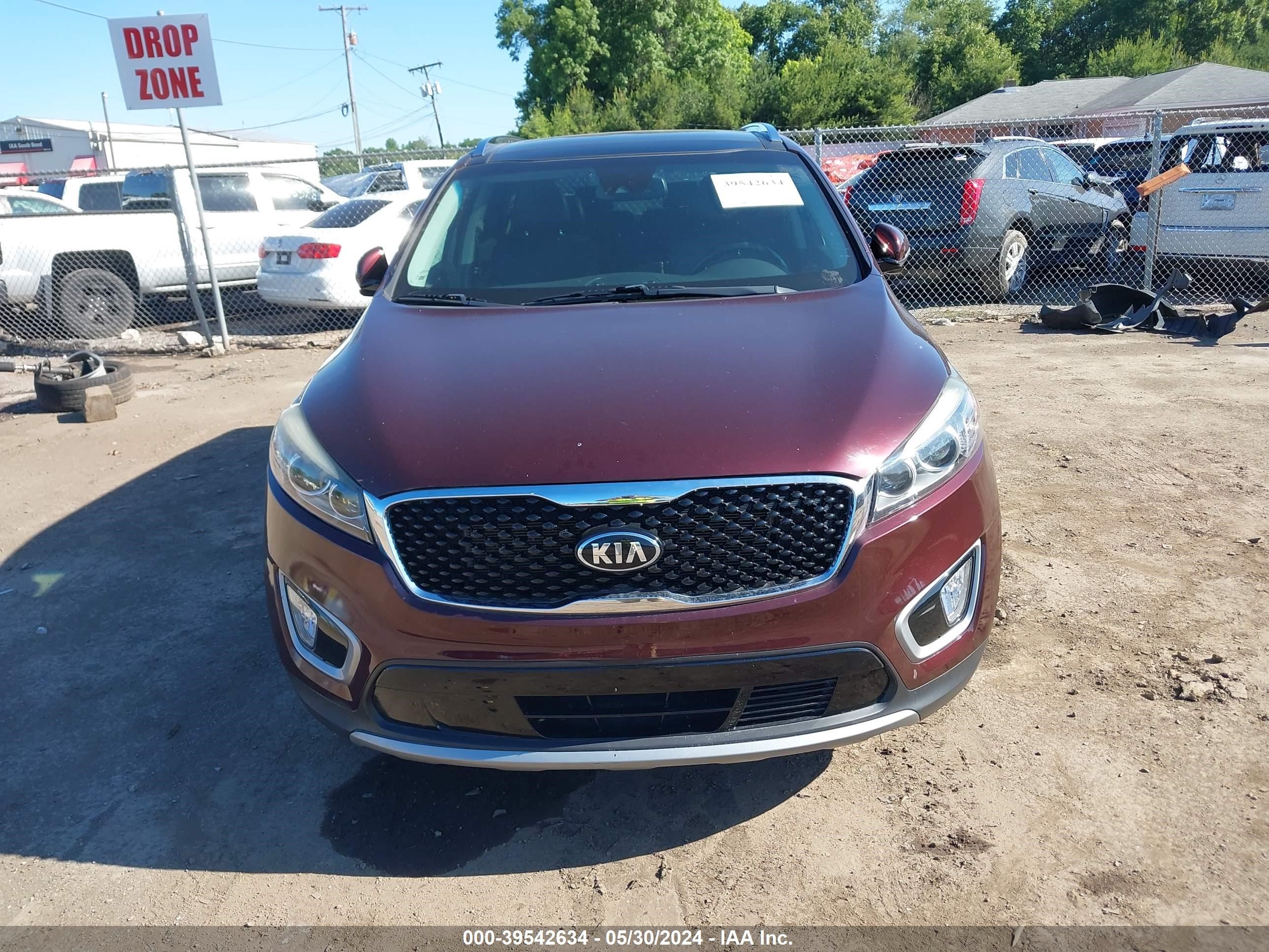 Photo 5 VIN: 5XYPH4A50JG373625 - KIA SORENTO 