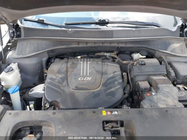 Photo 9 VIN: 5XYPH4A50JG394913 - KIA SORENTO 