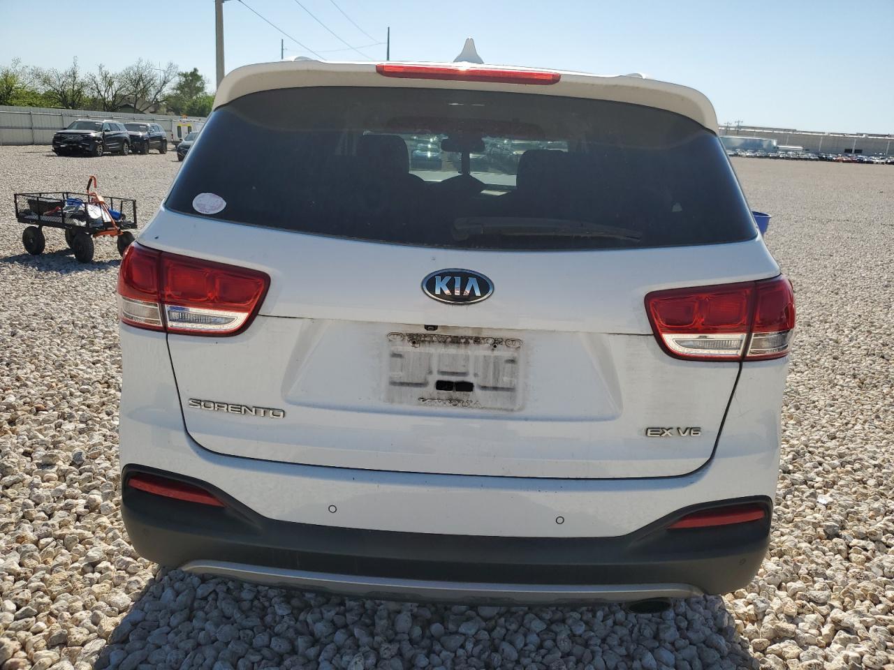 Photo 5 VIN: 5XYPH4A51HG307790 - KIA SORENTO 