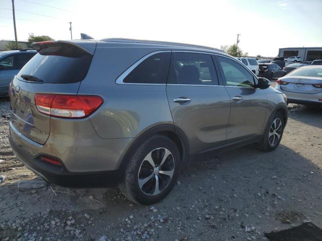 Photo 2 VIN: 5XYPH4A52GG169076 - KIA SORENTO EX 