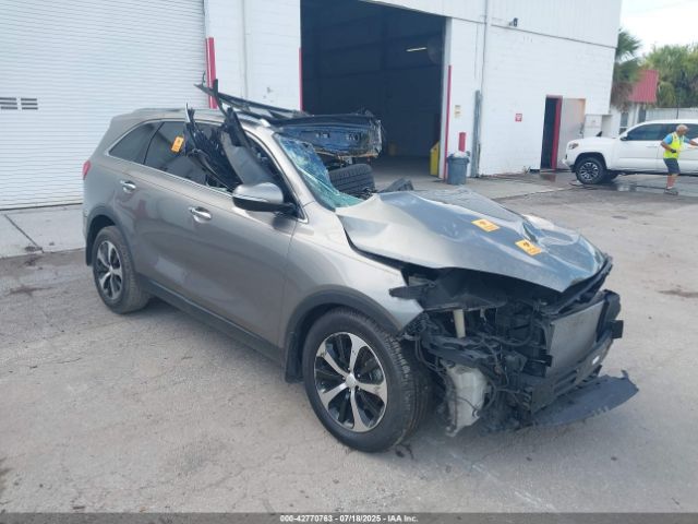 VIN: 5XYPH4A55HG265513 - kia sorento