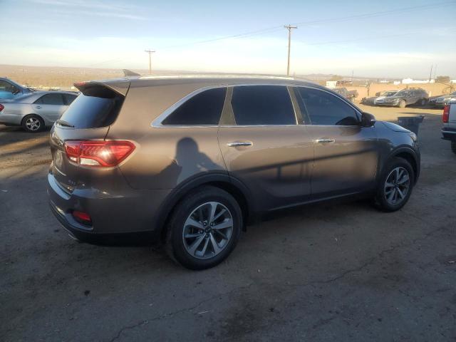 Photo 2 VIN: 5XYPH4A55KG451849 - KIA SORENTO EX 