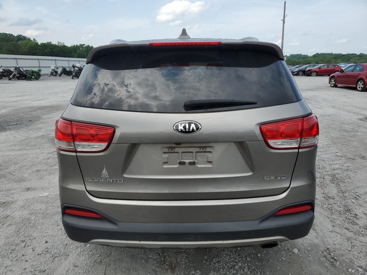 Photo 5 VIN: 5XYPH4A5XGG134575 - KIA SORENTO 