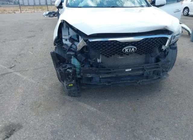 Photo 5 VIN: 5XYPH4A5XGG149822 - KIA SORENTO 