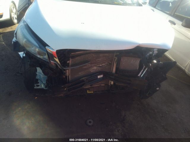 Photo 5 VIN: 5XYPHDA12GG138729 - KIA SORENTO 