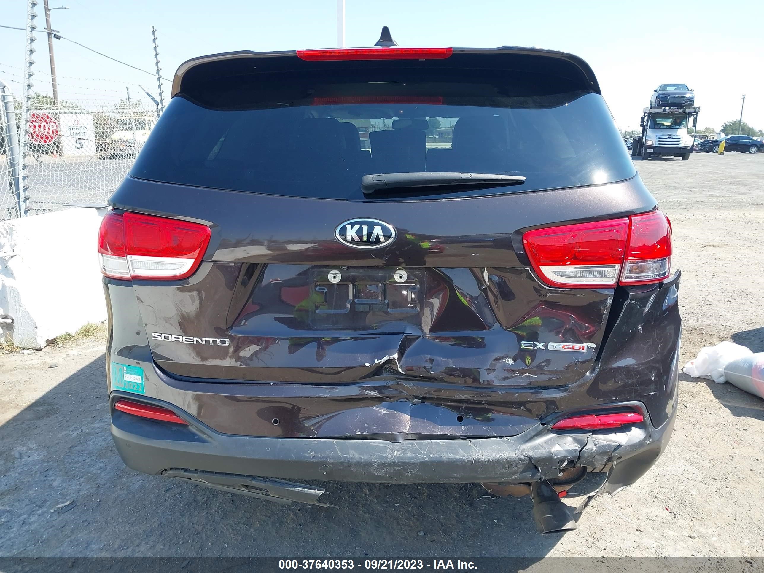 Photo 15 VIN: 5XYPHDA19HG278830 - KIA SORENTO 