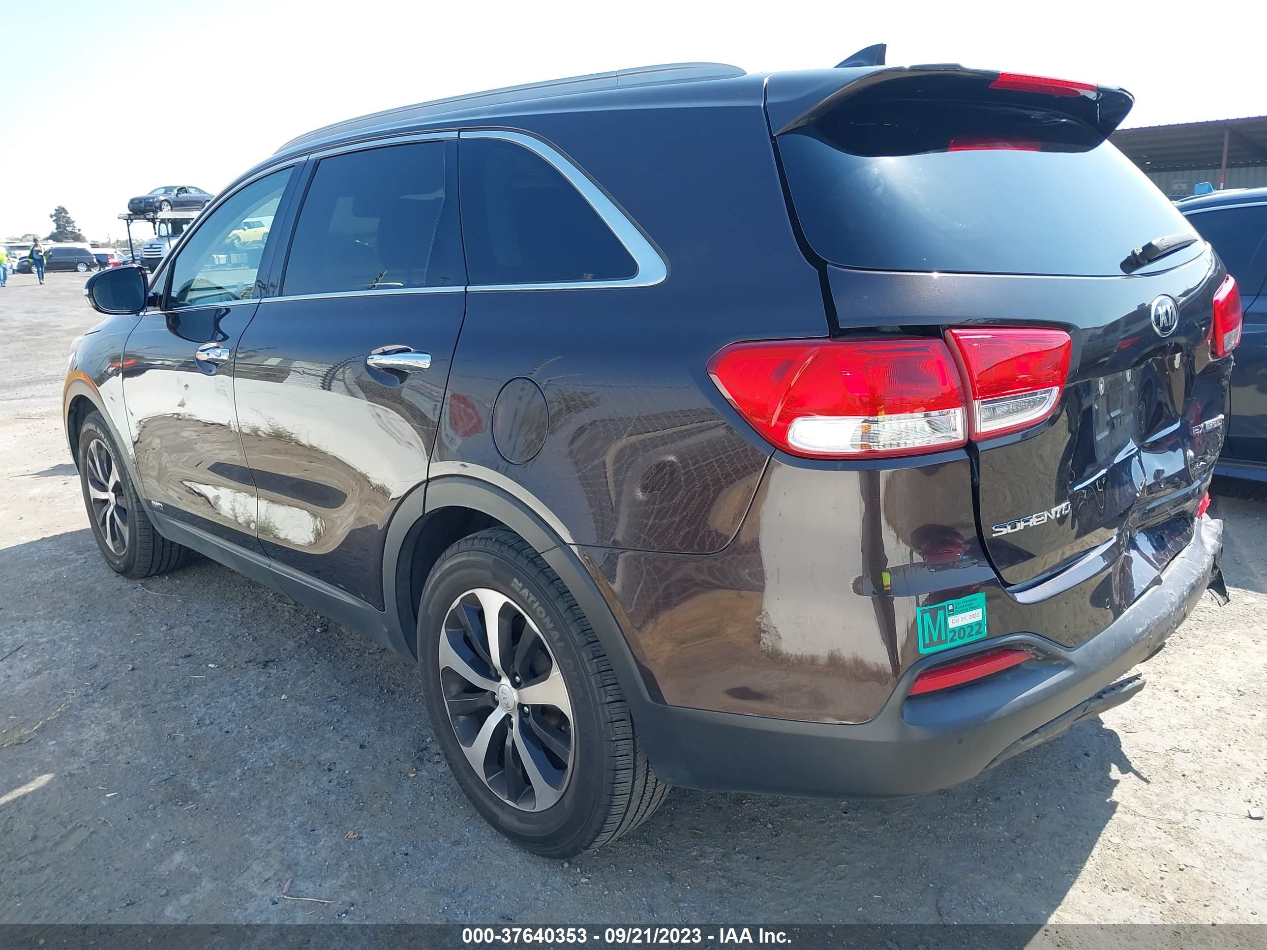 Photo 2 VIN: 5XYPHDA19HG278830 - KIA SORENTO 