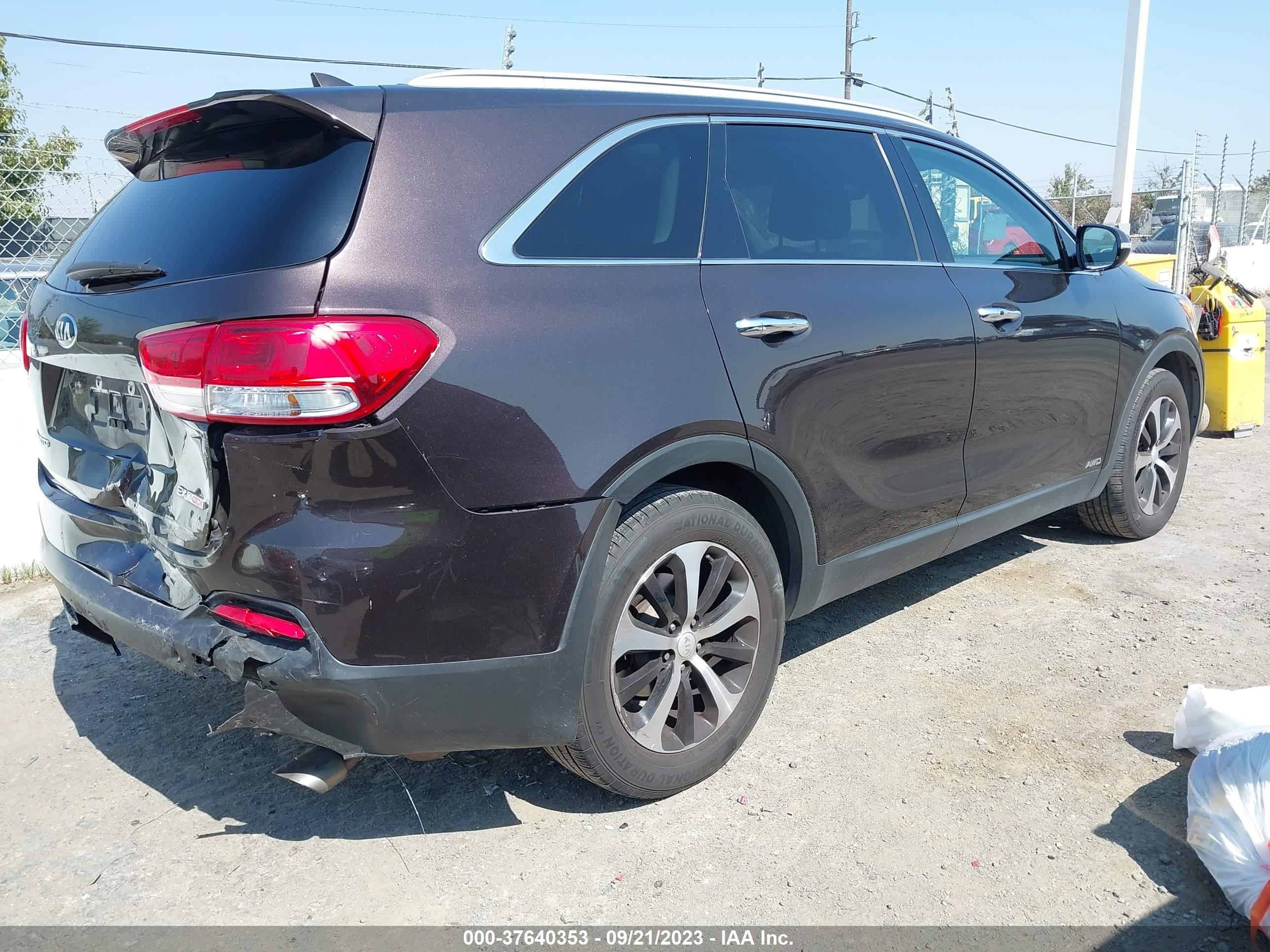 Photo 3 VIN: 5XYPHDA19HG278830 - KIA SORENTO 