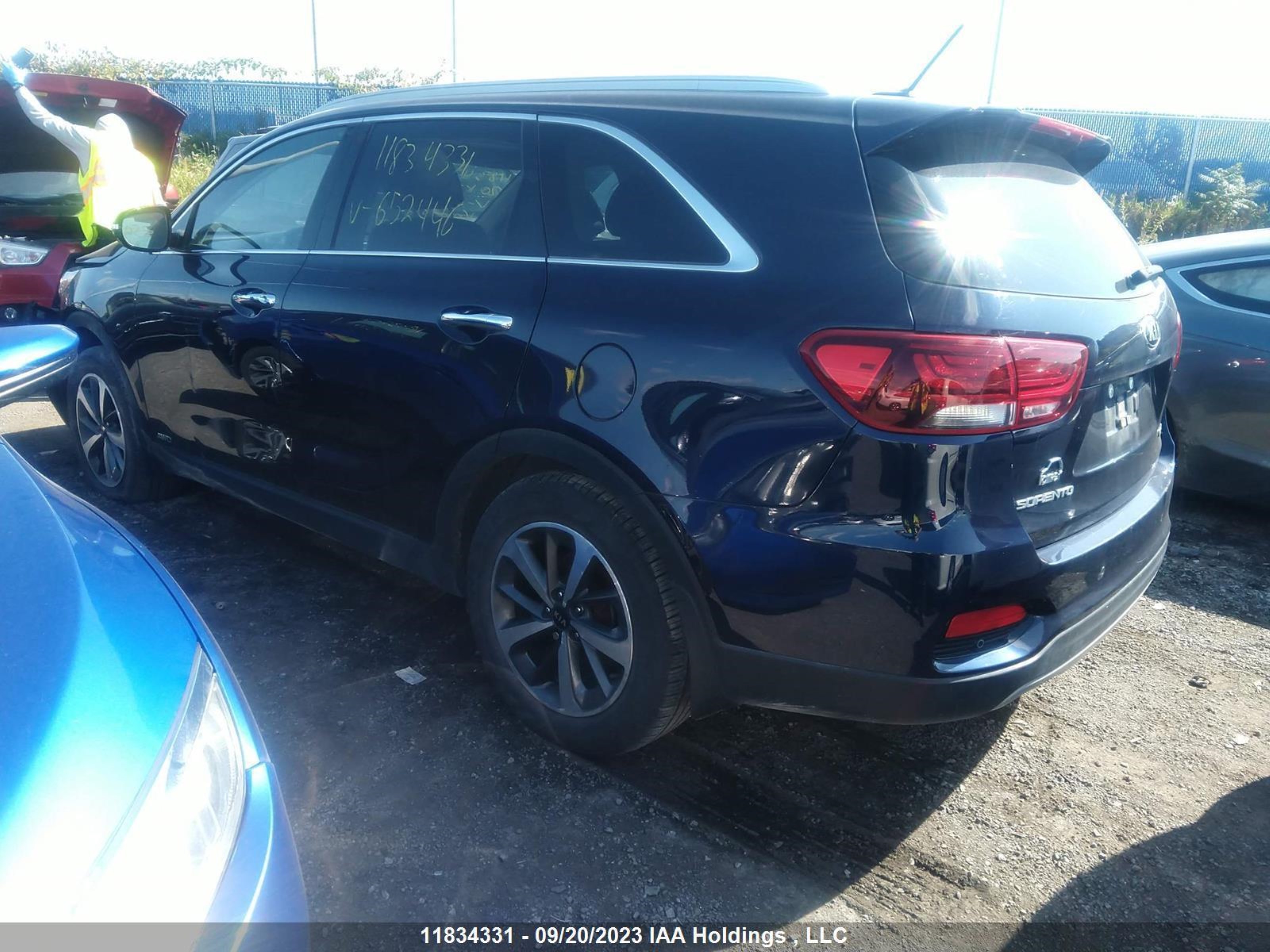 Photo 2 VIN: 5XYPHDA50LG652446 - KIA SORENTO 