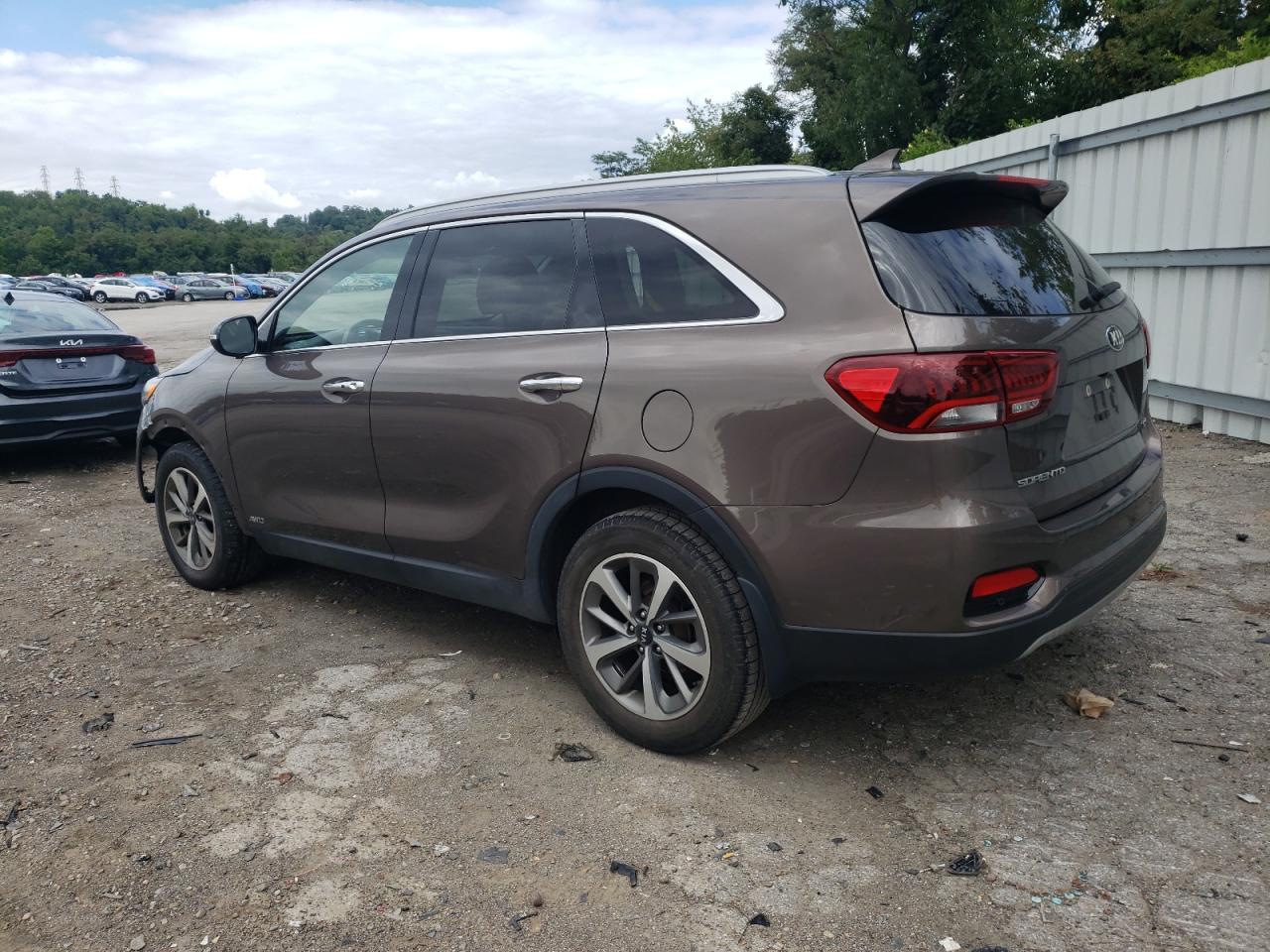 Photo 1 VIN: 5XYPHDA52KG495713 - KIA SORENTO 